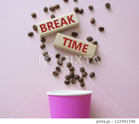 Break Time symbol. Concept word Break Time on wooden blocks. Beautiful pink background with coffee cup. Business and Break Time concept. Copy space Break Time symbol. Concept word Break Time on wooden blocks. Beautiful pink background with coffee cup. Business and Break Time concept. Copy space 122991596