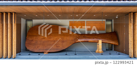 広島・宮島の世界一の大杓子 122993421