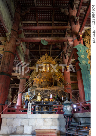 奈良・東大寺の虚空蔵菩薩の像 奈良・東大寺の虚空蔵菩薩の像 122994974