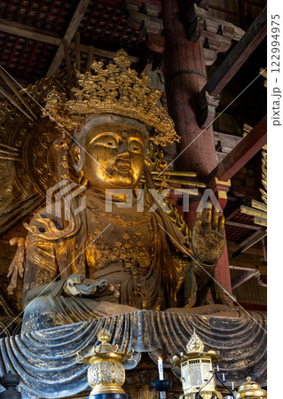 奈良・東大寺の虚空蔵菩薩の像 122994975