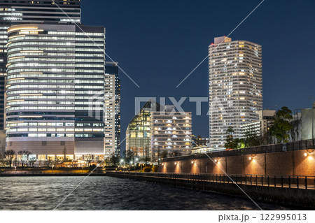 夜の東京 豊洲、晴海の風景 夜の東京 豊洲、晴海の風景 122995013