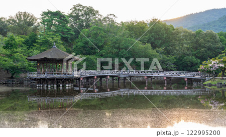 奈良公園の浮見堂 奈良公園の浮見堂 122995200