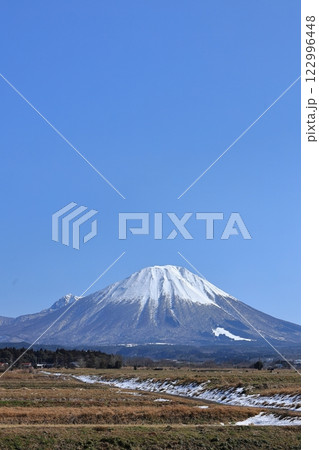 冠雪の大山　30 122996448