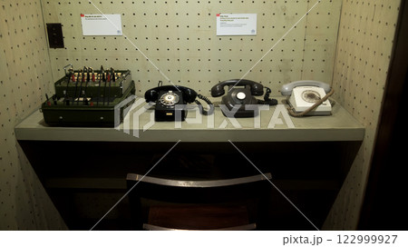 ベトナム、ハノイ　世界遺産タンロン遺跡　D-67地下室　2024年5月 122999927