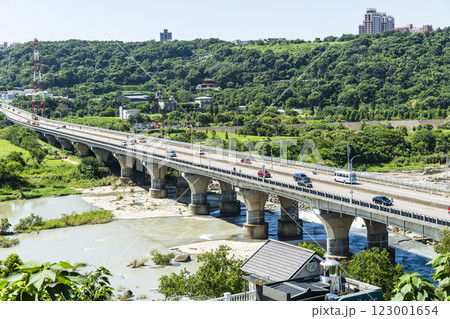 View of Provincial Highway 3 crossing the Dahan River in Daxi of Taoyuan, Taiwan. it's also known as the Wuling Bridge. 123001654