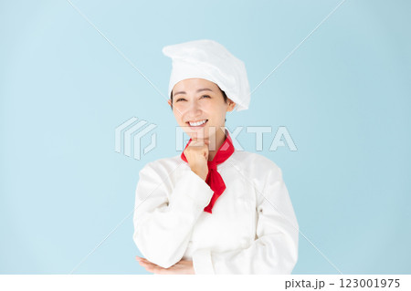 女性 シェフ コックコート ニヤける 女性 シェフ コックコート ニヤける 123001975