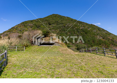 奄美大島　西古見掩蓋式観測所跡 123004133
