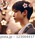 桜を背景にした男子高生 123004437