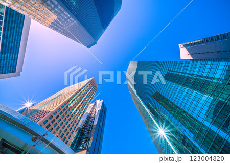 日本の東京都市景観 輝きの時代へ。汐留のオフィスビル群などを望む＝15日 123004820