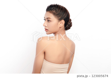 Beautiful young asian woman with clean fresh skin on white background, Face care, Facial treatment, Cosmetology, beauty and spa, Asian women portrait. 123005674