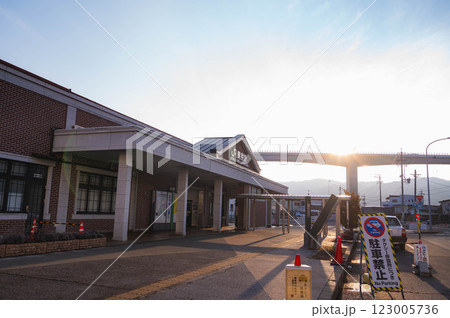 岡谷駅と高速道路 岡谷駅と高速道路 123005736