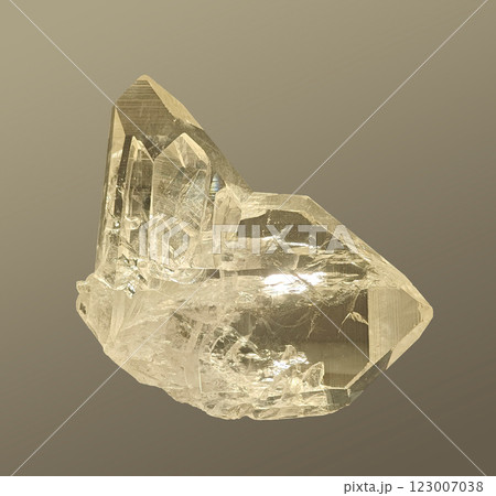 Detailed Close-Up View of Beautiful Clear Quartz Crystal Specimen on Light Background 123007038