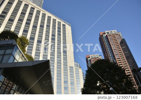 東京・六本木の街並み 123007168