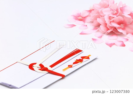 春・お祝いのイメージ 123007380