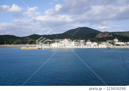 沖縄県 伊平屋島 前泊港 沖縄県 伊平屋島 前泊港 123010298