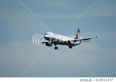 Frankfurt, Germany, July 9, 2017: Lufthansa Airbus A320 on Final Approach 123011147