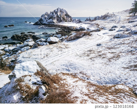 「青森県」冬景色の中須賀・種差海岸 八戸市 「青森県」冬景色の中須賀・種差海岸 八戸市 123018168
