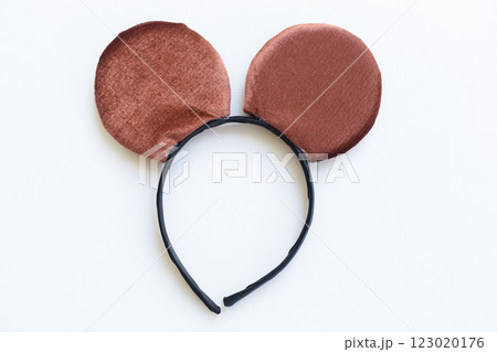 brown ear's mouse headband isolated on white background 123020176