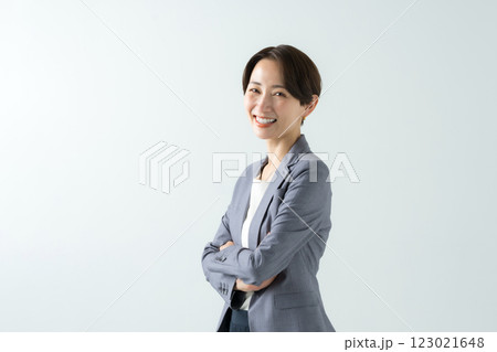 ビジネス 女性 ビジネス 女性 123021648