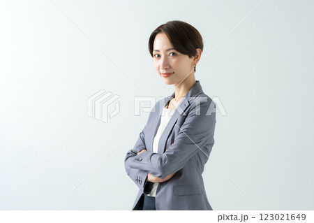 ビジネス 女性 ビジネス 女性 123021649