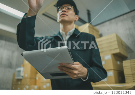 倉庫管理 倉庫管理 123031343