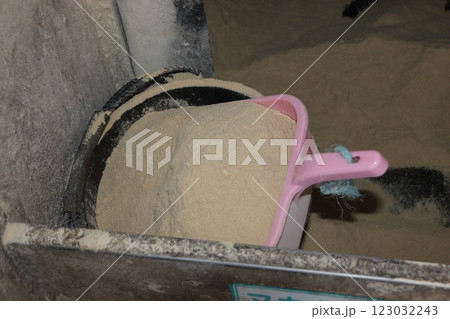 無人精米所 糠小屋 無人精米所 糠小屋 123032243