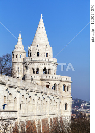 Fishermans bastion in Budapest, Hungary 123034076