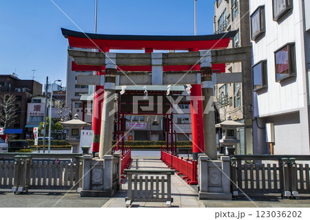 東京都台東区 浅草千束 鷲神社(おおとりじんじゃ) 天保10年建立の小鳥居 東京都台東区 浅草千束 鷲神社(おおとりじんじゃ) 天保10年建立の小鳥居 123036202