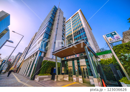 日本の東京都市景観 青山一丁目駅などを望む 日本の東京都市景観 青山一丁目駅などを望む 123036626