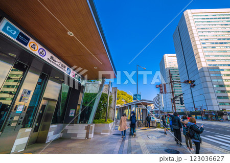 日本の東京都市景観 青山一丁目駅などを望む 日本の東京都市景観 青山一丁目駅などを望む 123036627