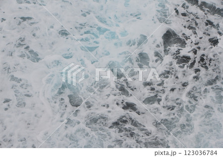 潮流(沖縄本島 最北端 辺戸岬/沖縄県国頭郡国頭村辺戸) 潮流(沖縄本島 最北端 辺戸岬/沖縄県国頭郡国頭村辺戸) 123036784