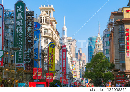 中国 上海市、南京東路(南京歩行街) 中国 上海市、南京東路(南京歩行街) 123038852