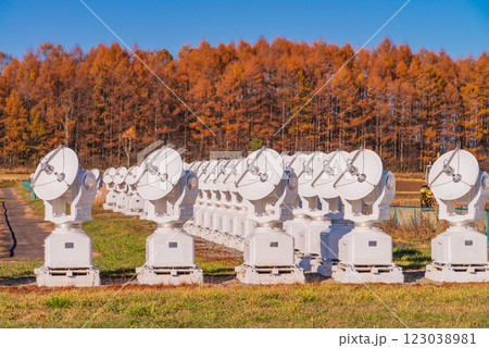 【長野県】野辺山宇宙電波観測所　電波望遠鏡 123038981