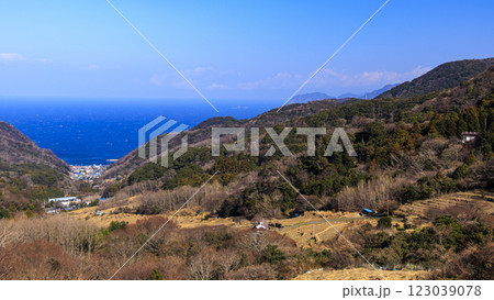 石部の棚田の冬 123039078