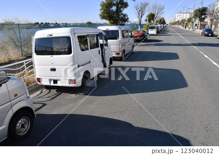 放置自動車15 123040012