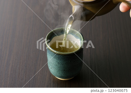 緑茶 123040075
