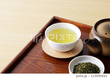 緑茶 123040081