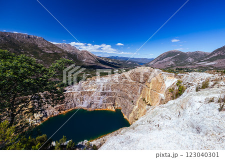 Iron Blow Lookout in Tasmania Australia 123040301