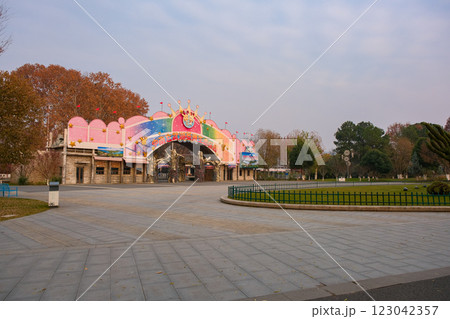 中国 南京市、玄武湖児童楽園 123042357