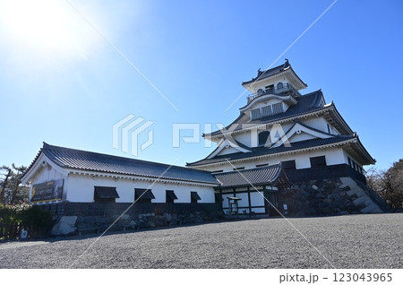 長浜城歴史博物館（豊公園）の外観 123043965