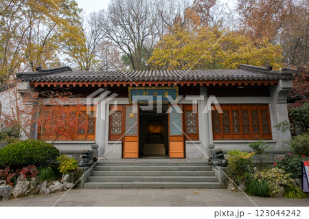 中国 浙江省杭州市、雷峰塔境内、匯文軒 中国 浙江省杭州市、雷峰塔境内、匯文軒 123044242