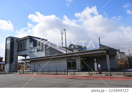 木曽川駅(東海道本線)の東口 木曽川駅(東海道本線)の東口 123044727