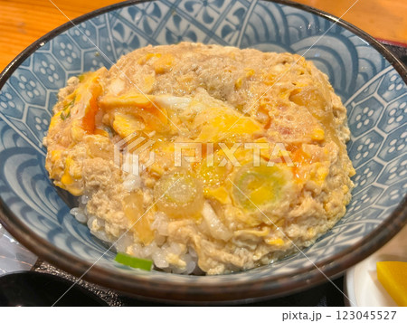 玉子丼 123045527