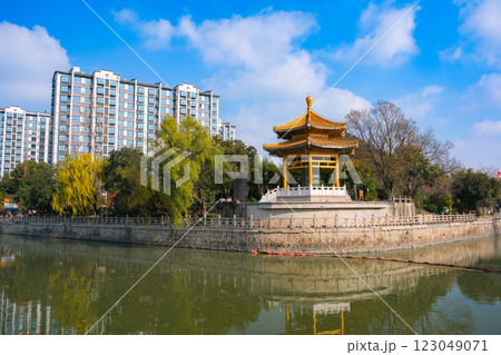 中国 上海市、七宝古鎮のお寺、七宝教寺 神鐘 中国 上海市、七宝古鎮のお寺、七宝教寺 神鐘 123049071