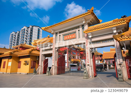 中国 上海市、七宝古鎮のお寺、七宝教寺 南門(山門) 中国 上海市、七宝古鎮のお寺、七宝教寺 南門(山門) 123049079