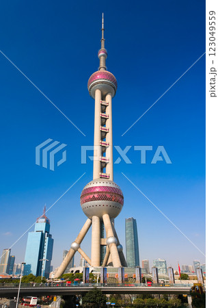 中国 上海市、東方明珠電視塔 中国 上海市、東方明珠電視塔 123049559