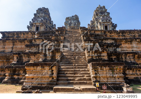 カンボジア　タ・ケウ遺跡 123049995