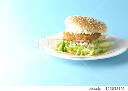 タルタルフィッシュバーガー 123058191