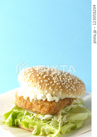 タルタルフィッシュバーガー 123058204