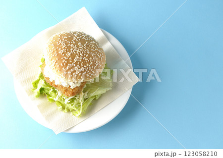 タルタルフィッシュバーガー 123058210